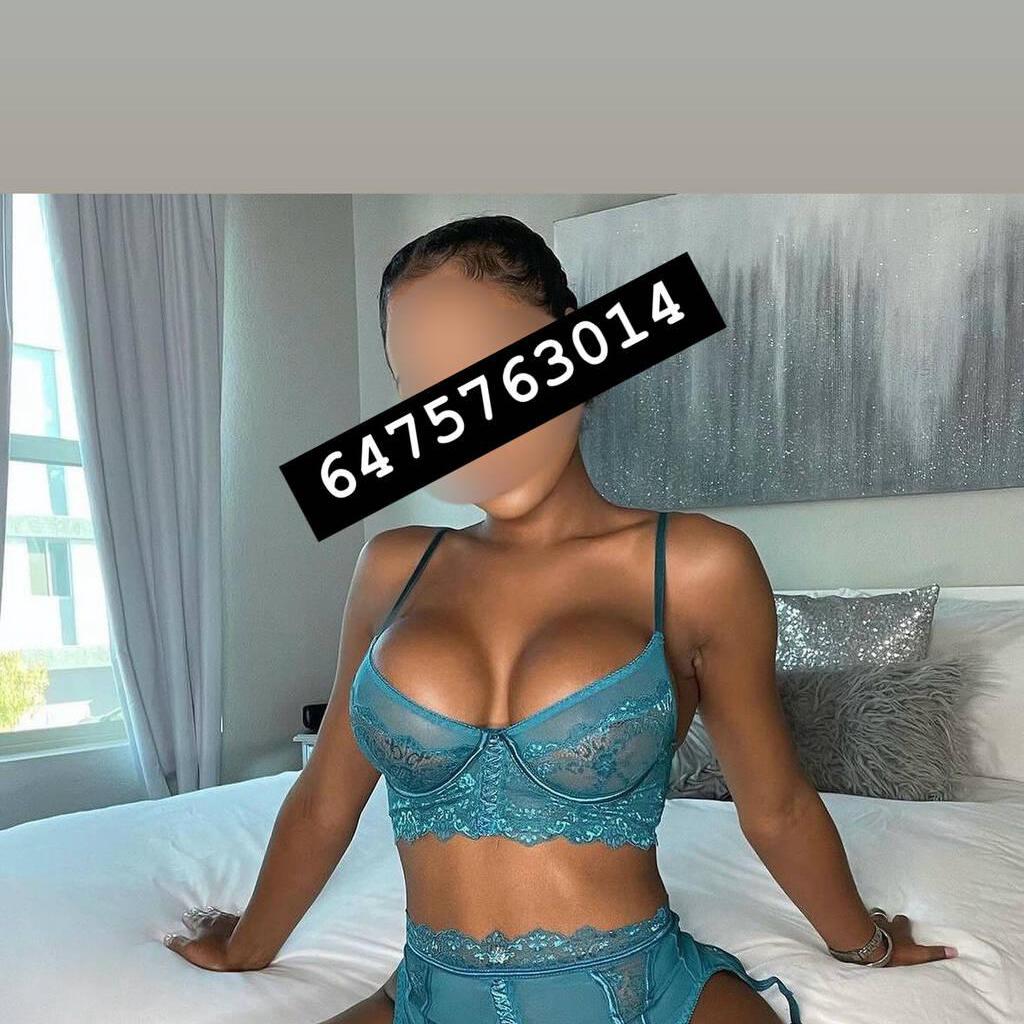 
                        Kellyy
                     is Female Escorts. | Barrie | Ontario | Canada | canadapleasure.com 