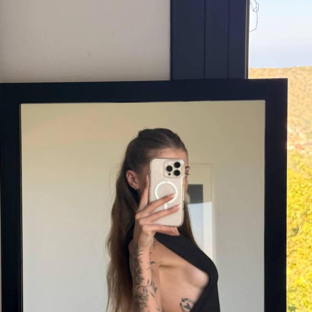 
                        Emma
                     is Female Escorts. | Sherbrooke | Quebec | Canada | canadapleasure.com 