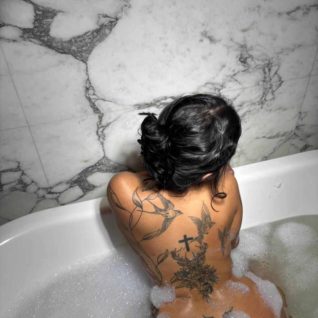 
                        Camila
                     is Female Escorts. | Sherbrooke | Quebec | Canada | canadapleasure.com 