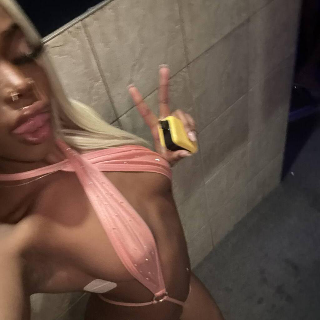 
                        Natalie and diamond
                     is Female Escorts. | Cornwall | Ontario | Canada | canadapleasure.com 