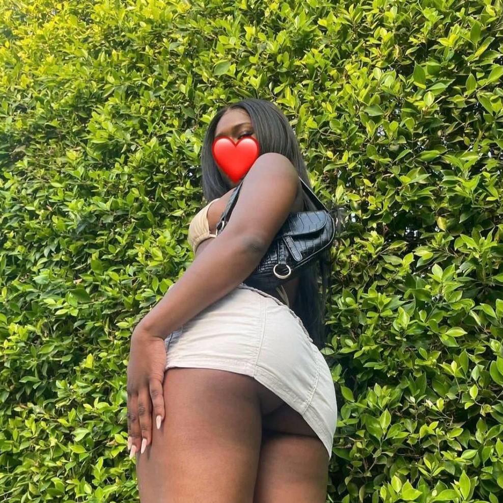 
                        Kira
                     is Female Escorts. | Trois Rivieres | Quebec | Canada | canadapleasure.com 