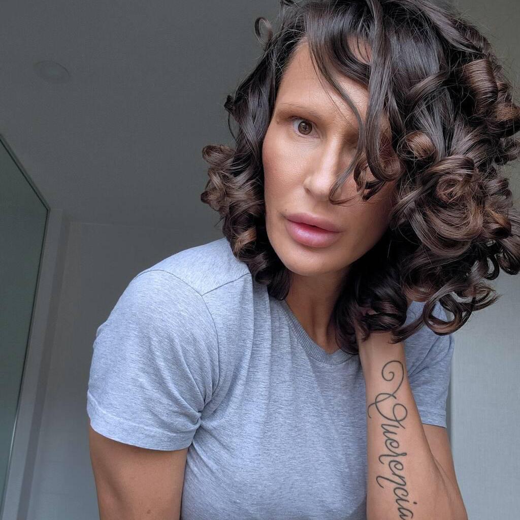 
                        VESNA : FOREiGN FELiNE
                     is Female Escorts. | Yellowknife | Northwest Territories | Canada | canadapleasure.com 