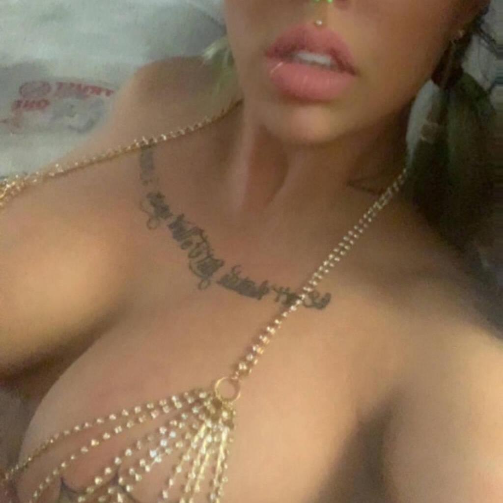 
                        Maika LAST NIGTH
                     is Female Escorts. | Saskatoon | Saskatchewan | Canada | canadapleasure.com 