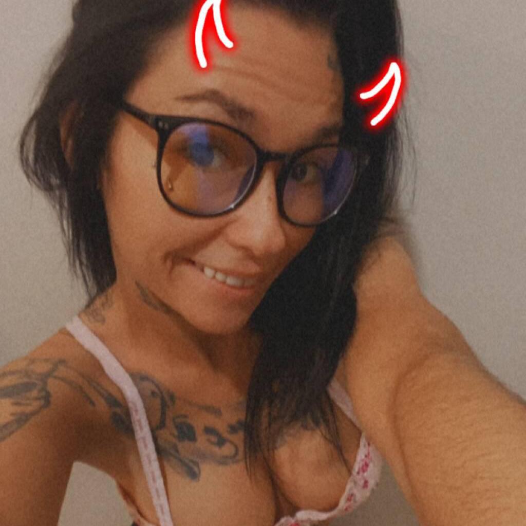 
                        Chloé
                     is Female Escorts. | Kingston | Ontario | Canada | canadapleasure.com 