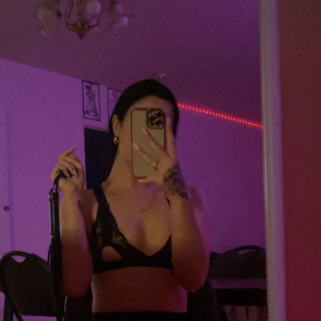 
                        Alexa
                     is Female Escorts. | Montreal | Quebec | Canada | canadapleasure.com 