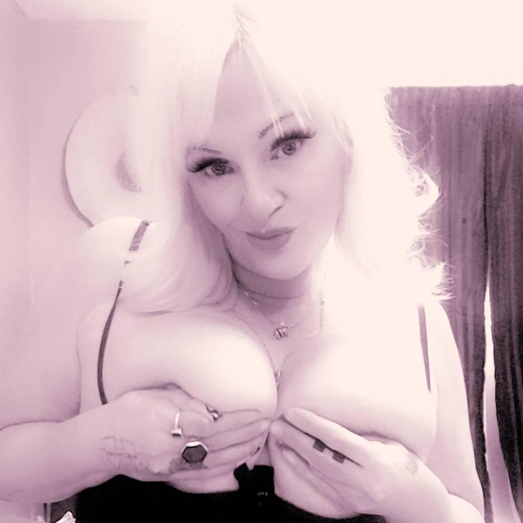 
                        Eden Paradise
                     is Female Escorts. | Vancouver | British Columbia | Canada | canadapleasure.com 