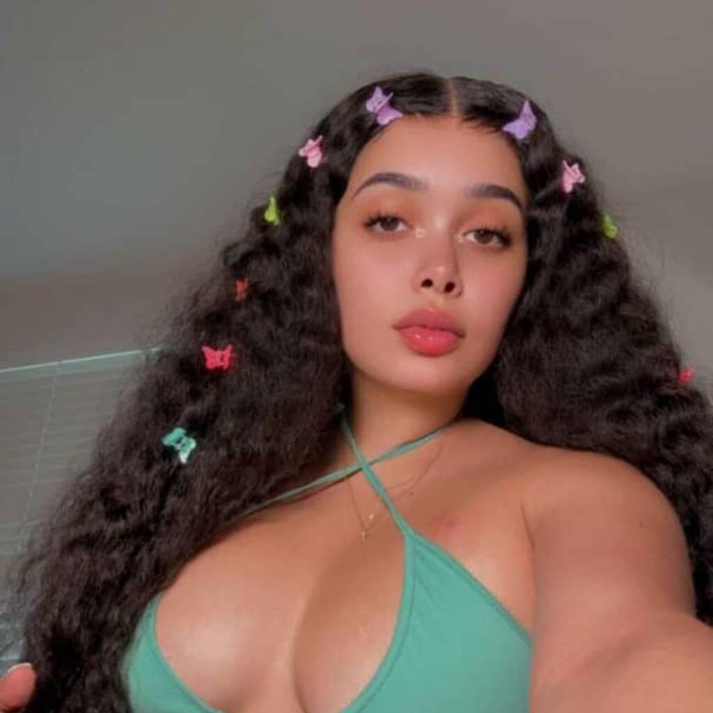 
                        Mary
                     is Female Escorts. | Medicine Hat | Alberta | Canada | canadapleasure.com 