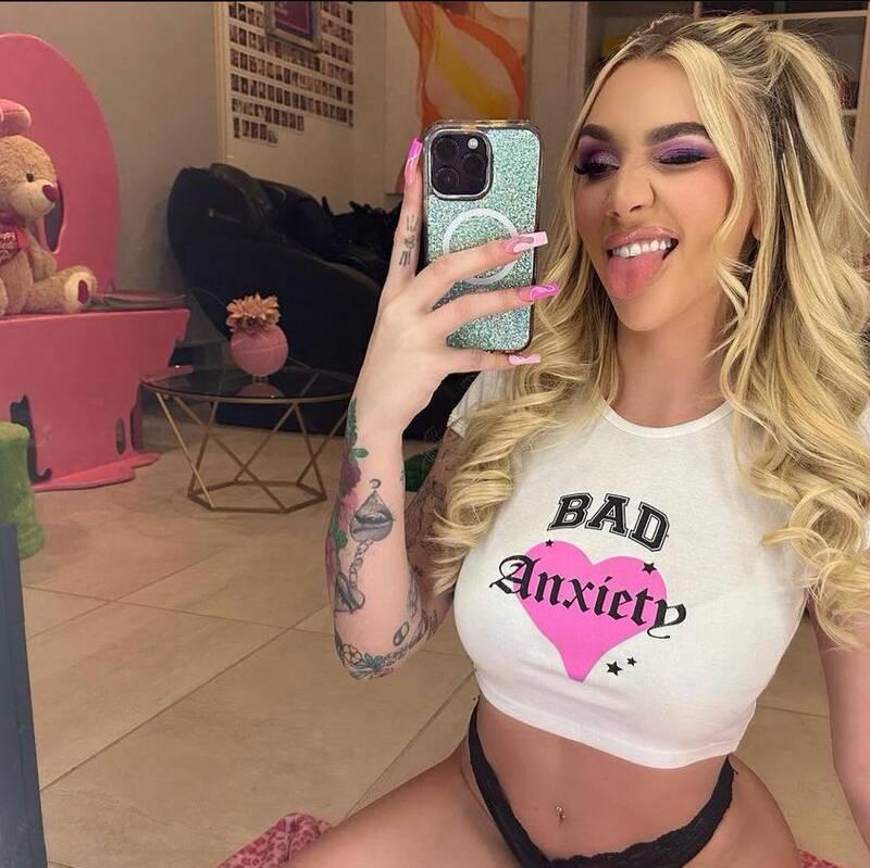 
                        Bella
                     is Female Escorts. | Sarnia | Ontario | Canada | canadapleasure.com 