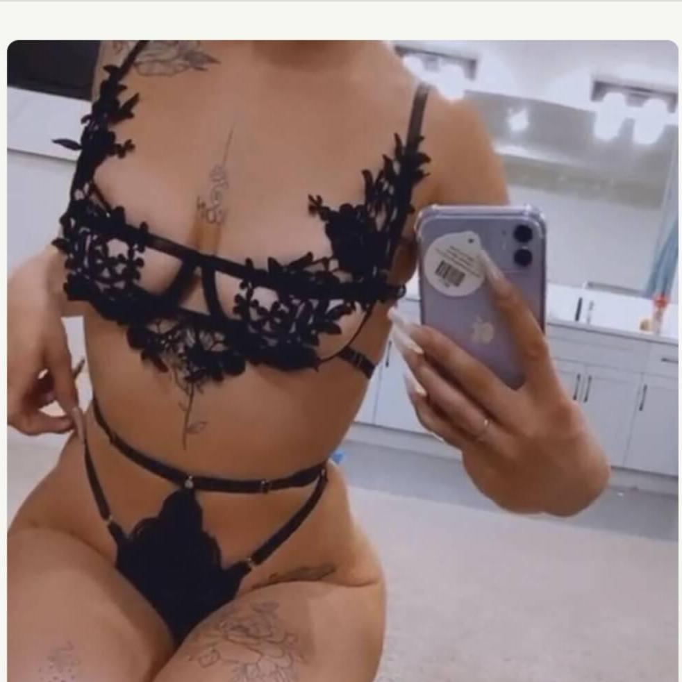 
                        Paris Paige
                     is Female Escorts. | Lethbridge | Alberta | Canada | canadapleasure.com 