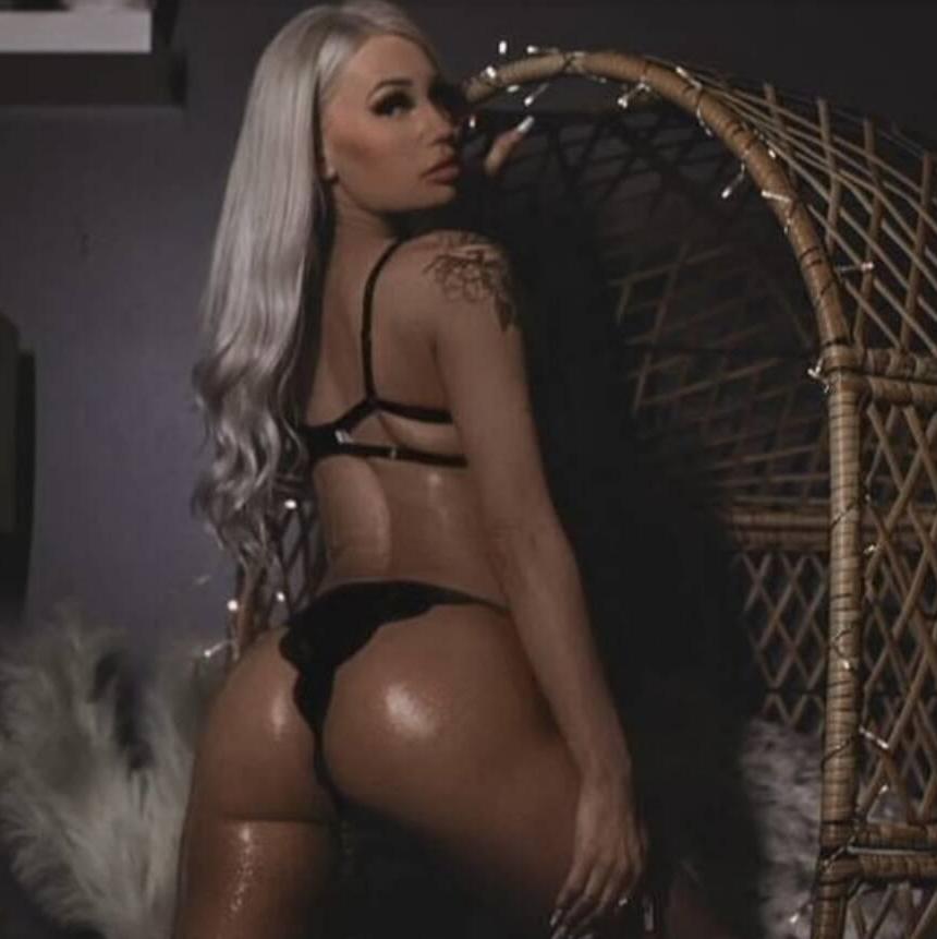 
                        Paris Paige
                     is Female Escorts. | Lethbridge | Alberta | Canada | canadapleasure.com 