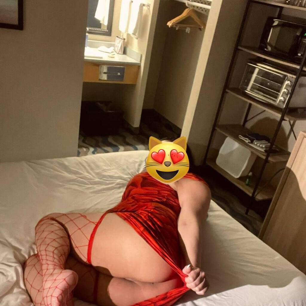 
                        Tiffaney
                     is Female Escorts. | Vancouver | British Columbia | Canada | canadapleasure.com 