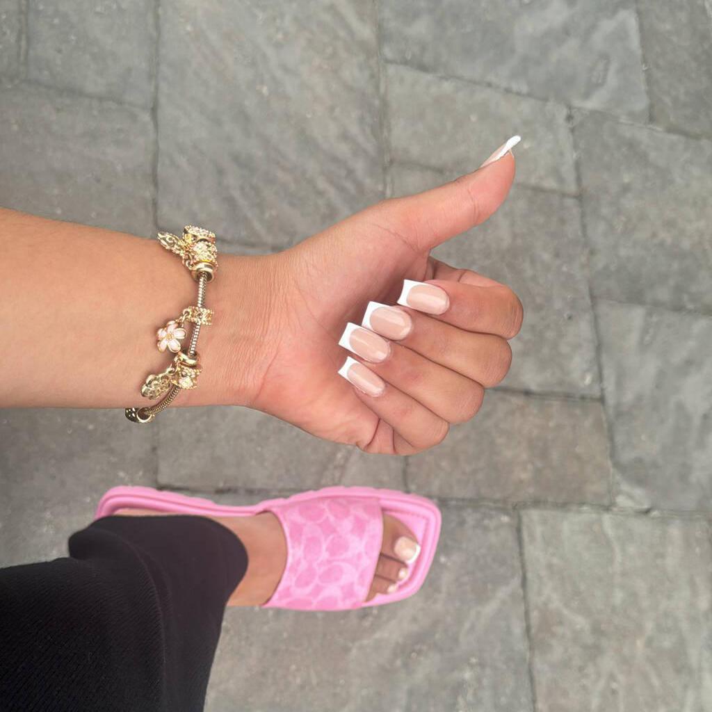 
                        Zaina
                     is Female Escorts. | Kitchener | Ontario | Canada | canadapleasure.com 