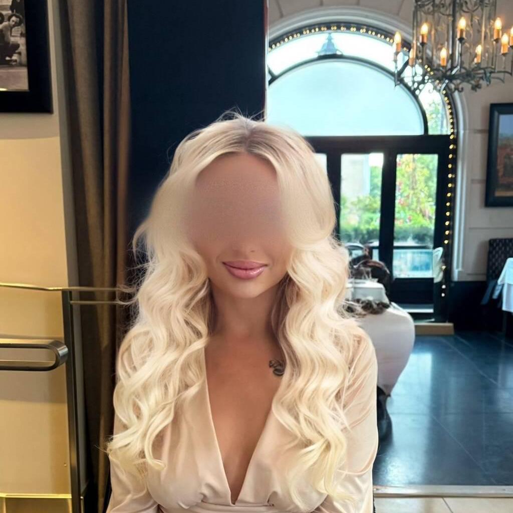 
                        Taylor rose. Back in town
                     is Female Escorts. | Hamilton | Ontario | Canada | canadapleasure.com 