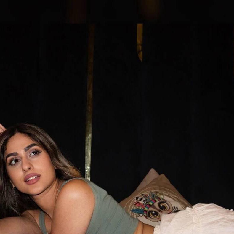 
                        Sumiti
                     is Female Escorts. | Yukon | Yukon | Canada | canadapleasure.com 