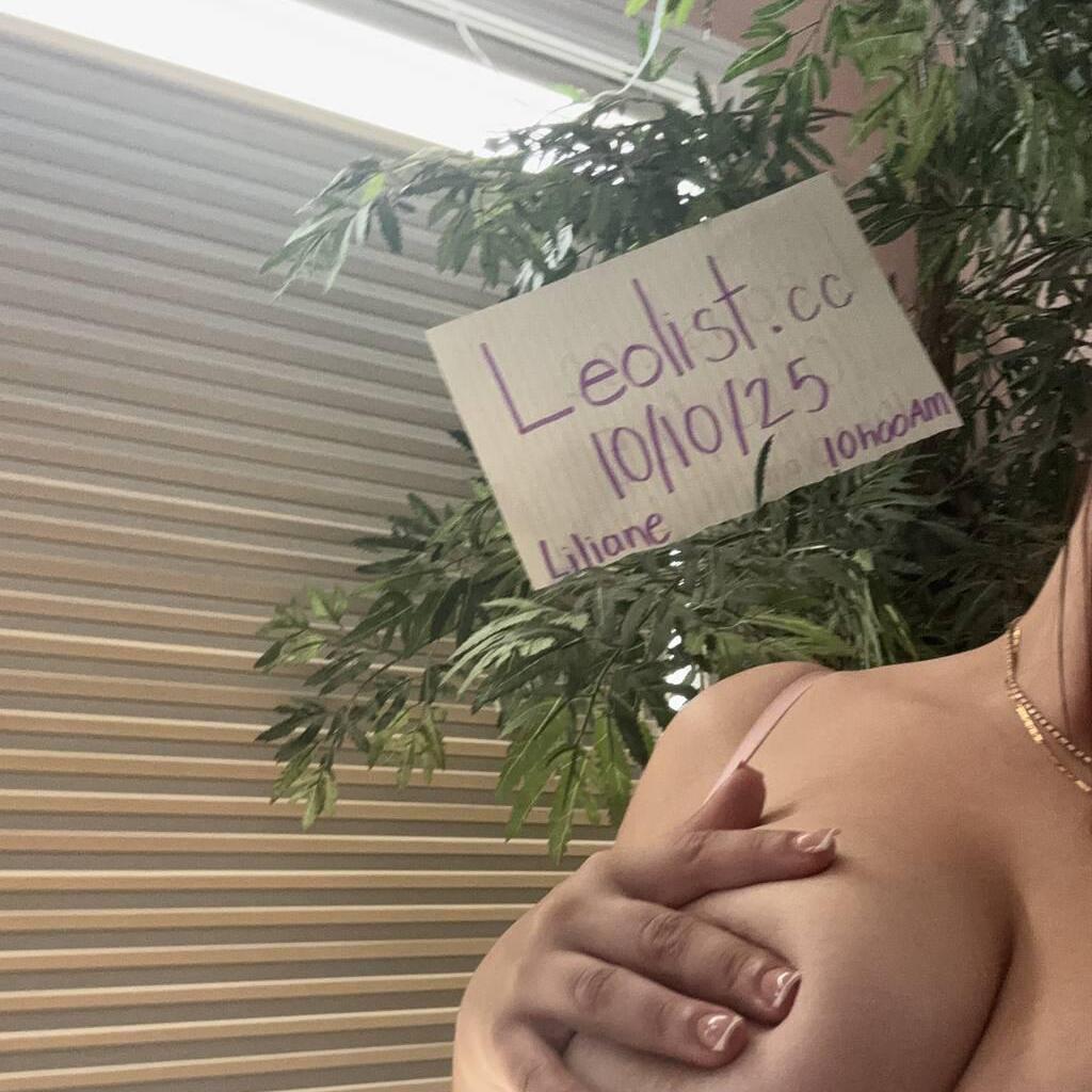 
                        Liliane
                     is Female Escorts. | Montreal | Quebec | Canada | canadapleasure.com 