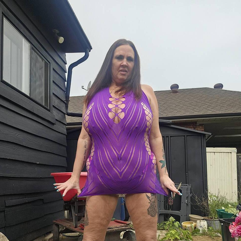 
                        Cougar
                     is Female Escorts. | Brandon | Manitoba | Canada | canadapleasure.com 