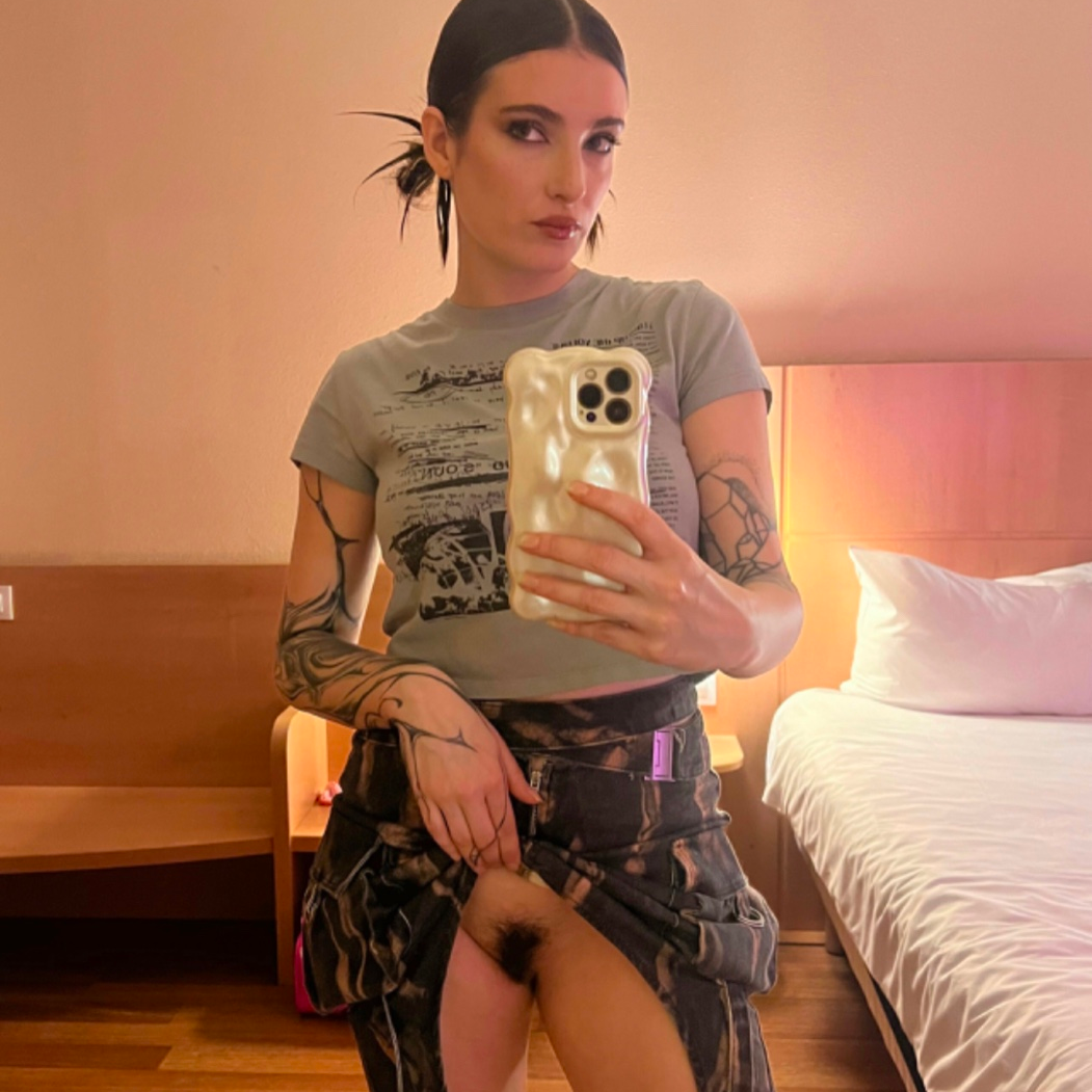 Carly Ashley is Female Escorts. | Montreal | Quebec | Canada | canadapleasure.com 