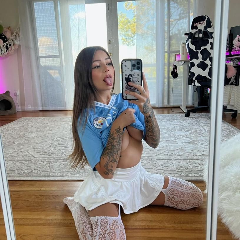 LARA is Female Escorts. | Mississauga | Ontario | Canada | canadapleasure.com 