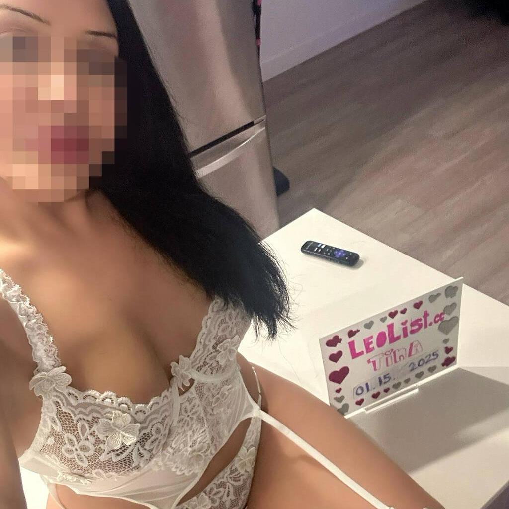 
                        Tina
                     is Female Escorts. | Calgary | Alberta | Canada | canadapleasure.com 