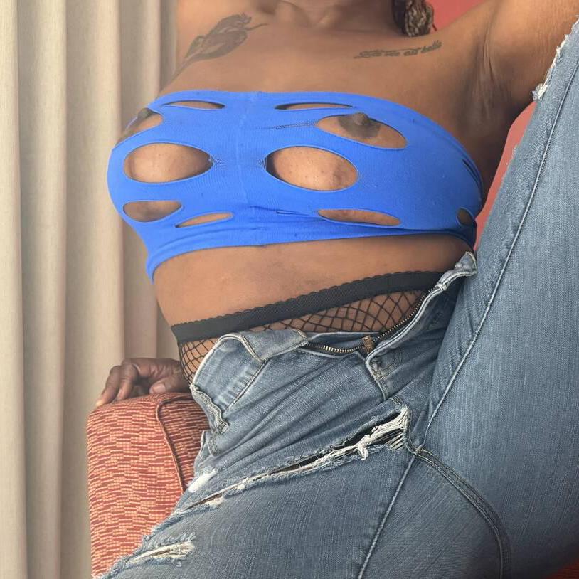 
                        Anabella
                     is Female Escorts. | Toronto | Ontario | Canada | canadapleasure.com 