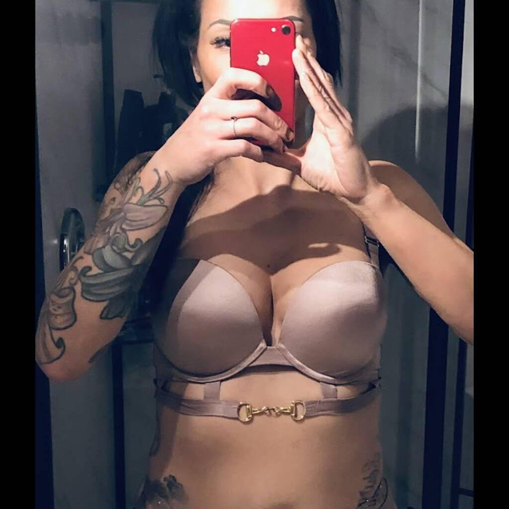 
                        Holly
                     is Female Escorts. | Edmonton | Alberta | Canada | canadapleasure.com 