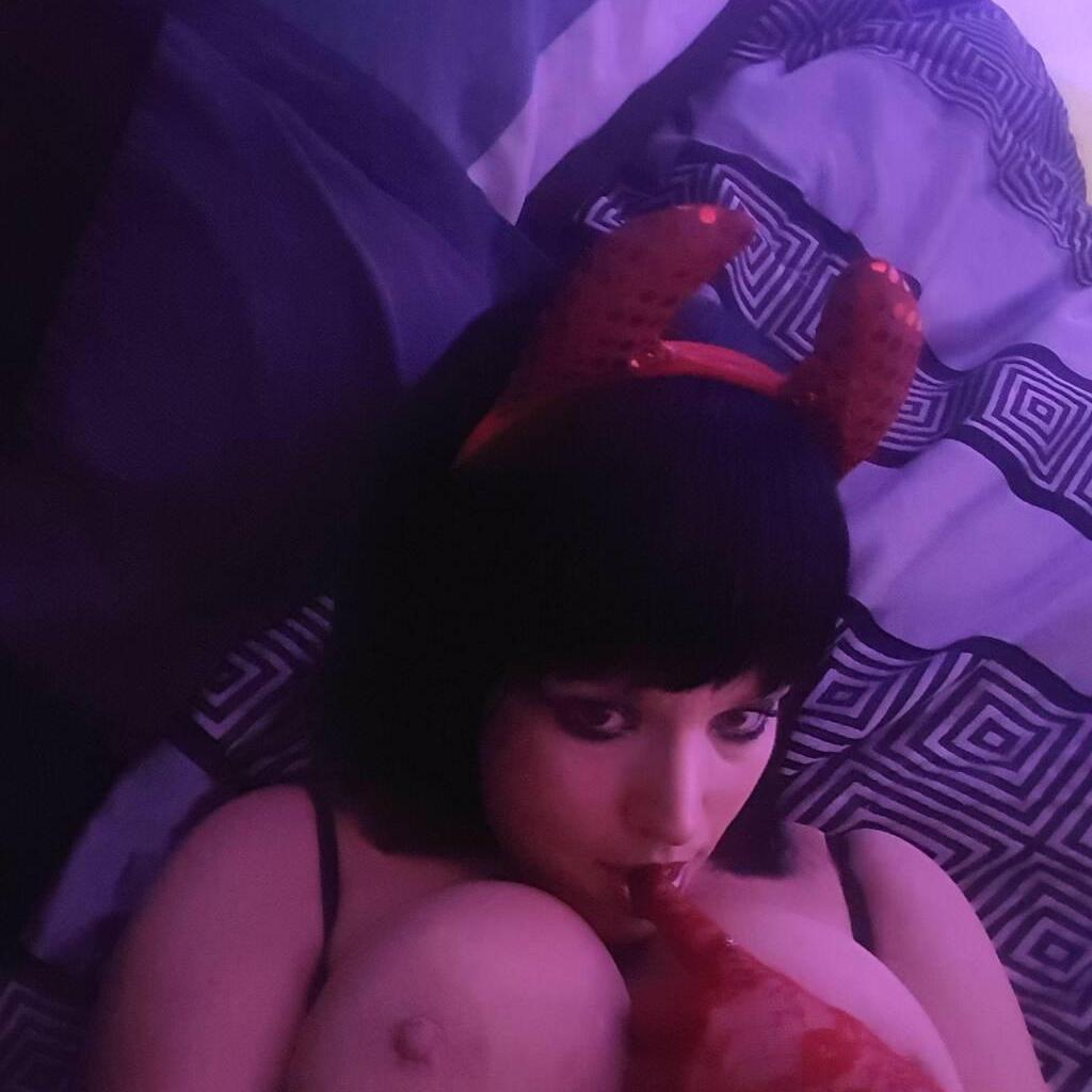 
                        Juicy JAZZ
                     is Female Escorts. | Kamloops | British Columbia | Canada | canadapleasure.com 