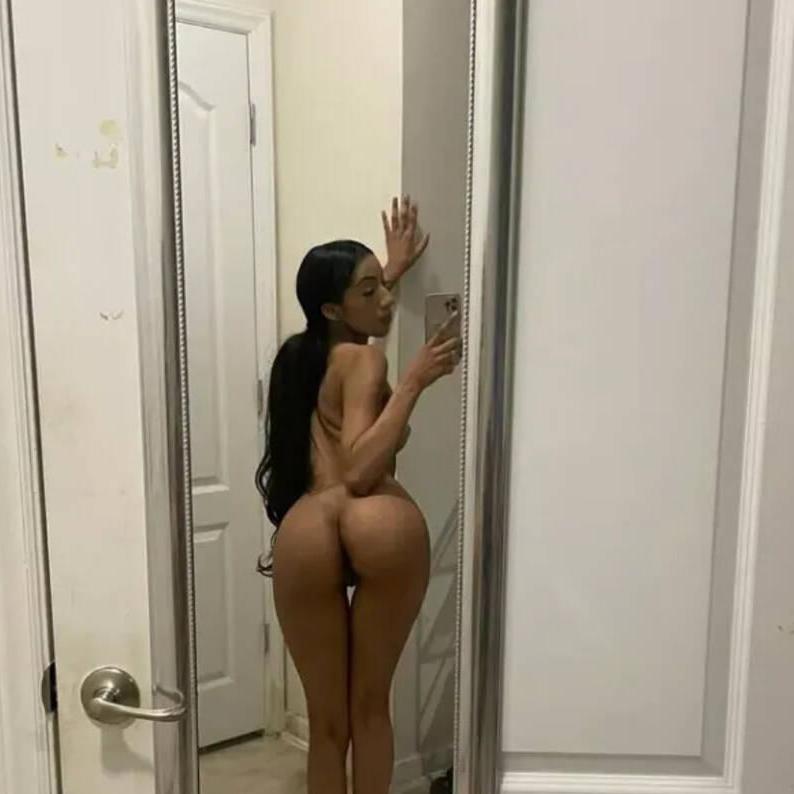 
                        Kiara
                     is Female Escorts. | St. Albert | Alberta | Canada | canadapleasure.com 