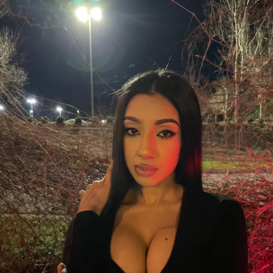 
                        Kiara
                     is Female Escorts. | St. Albert | Alberta | Canada | canadapleasure.com 