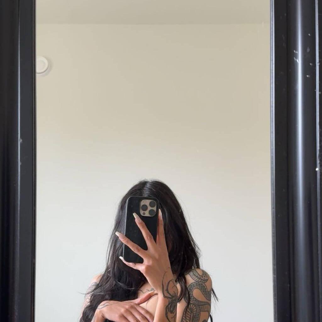 
                        Yasmin
                     is Female Escorts. | Comox Balley | British Columbia | Canada | canadapleasure.com 