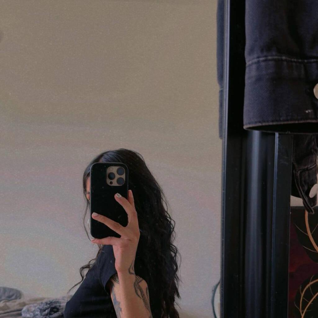 
                        Yasmin
                     is Female Escorts. | Comox Balley | British Columbia | Canada | canadapleasure.com 