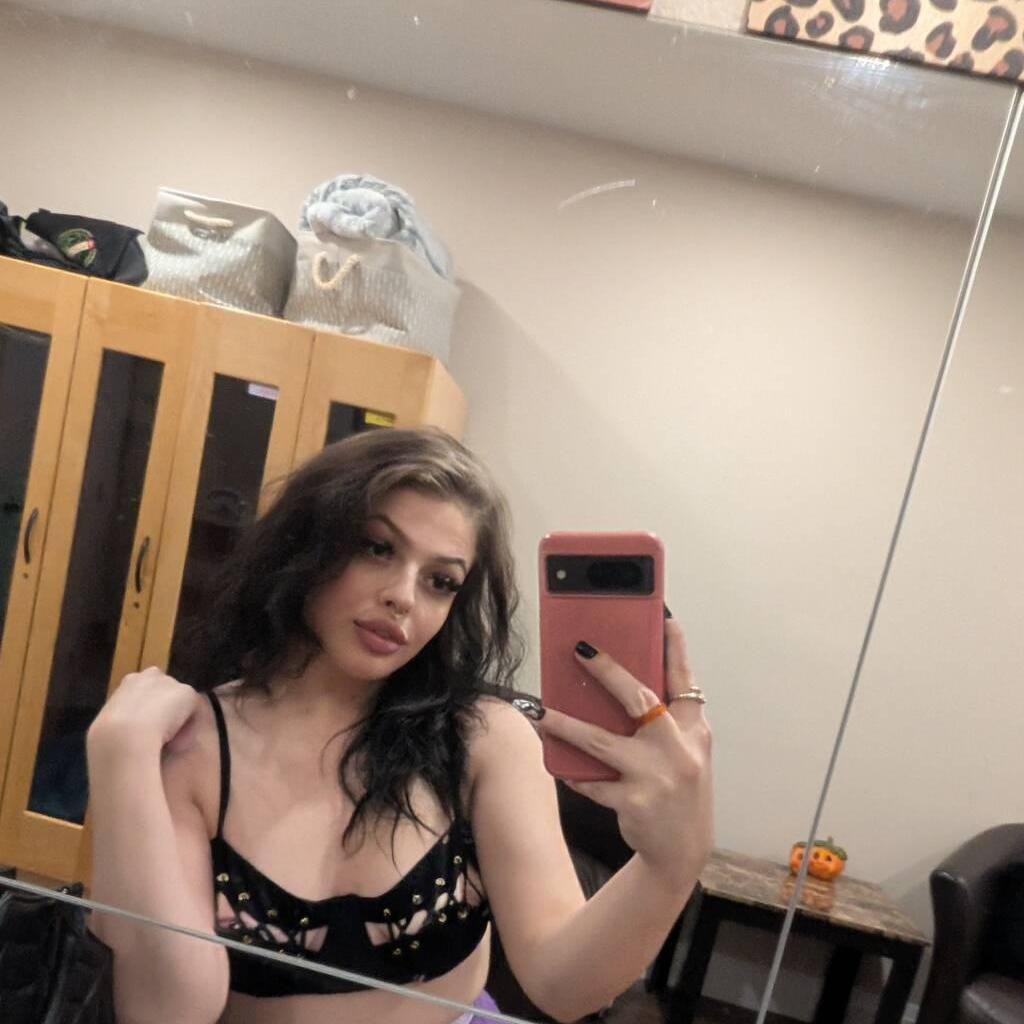 
                        Lilah
                     is Female Escorts. | Niagara | Ontario | Canada | canadapleasure.com 