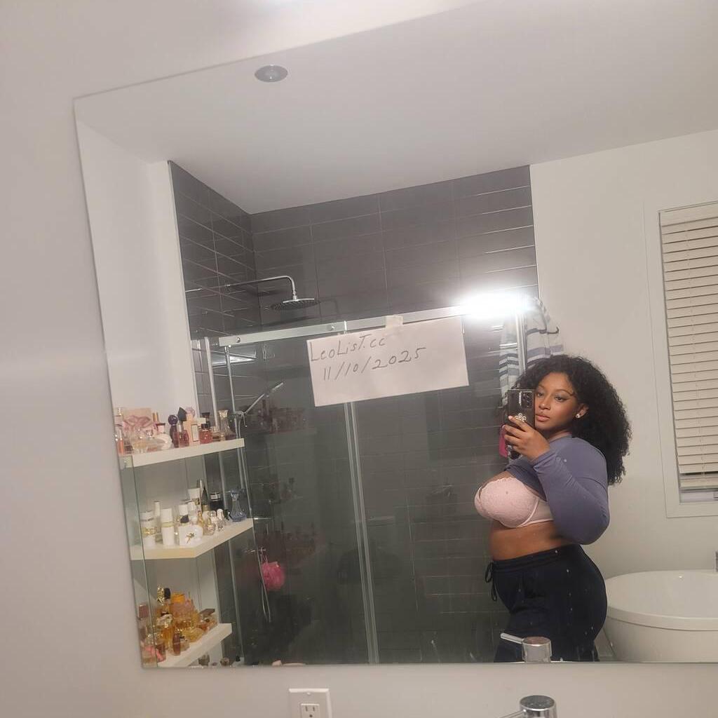 
                        Vivi
                     is Female Escorts. | Quebec City | Quebec | Canada | canadapleasure.com 