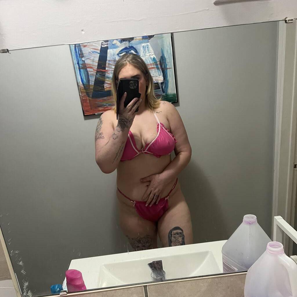 
                        Vivian
                     is Female Escorts. | Chatham | Ontario | Canada | canadapleasure.com 