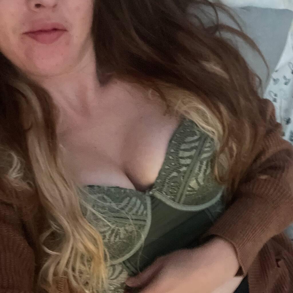 
                        Brianna
                     is Female Escorts. | Moncton | New Brunswick | Canada | canadapleasure.com 