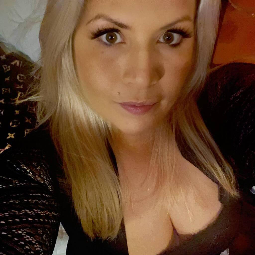 
                        MiLa TequiLa
                     is Female Escorts. | windsor | Ontario | Canada | canadapleasure.com 