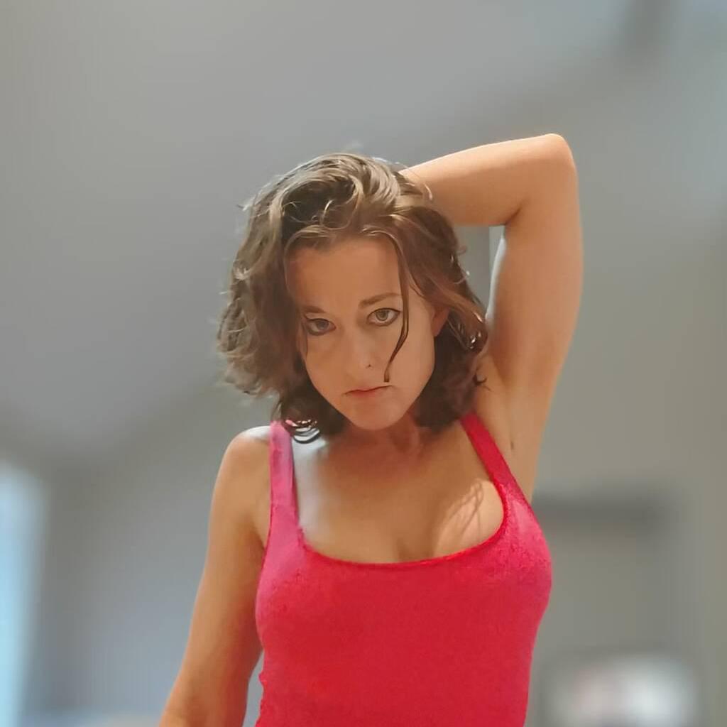 
                        Kim
                     is Female Escorts. | Calgary | Alberta | Canada | canadapleasure.com 