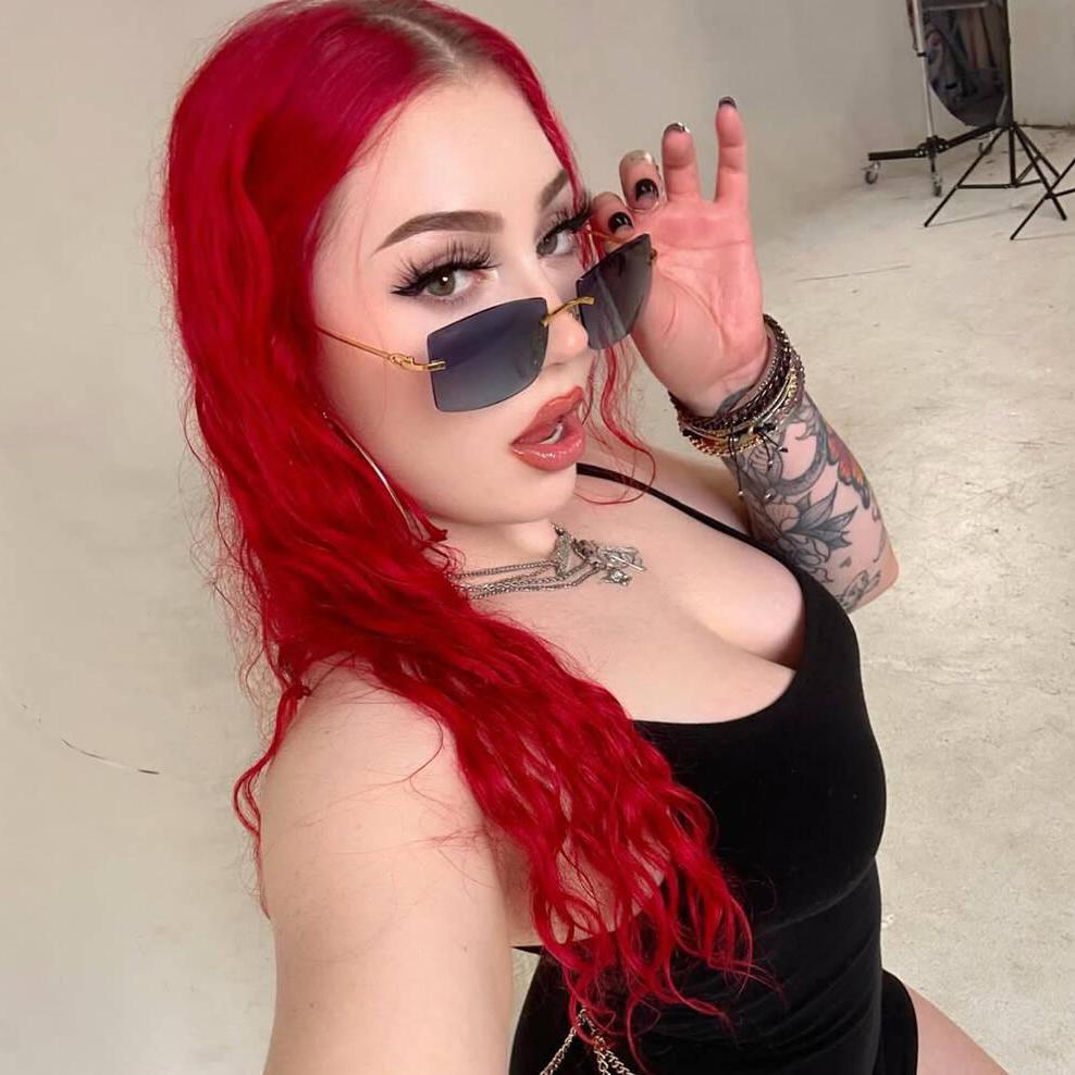 
                        Mia
                     is Female Escorts. | Edmonton | Alberta | Canada | canadapleasure.com 