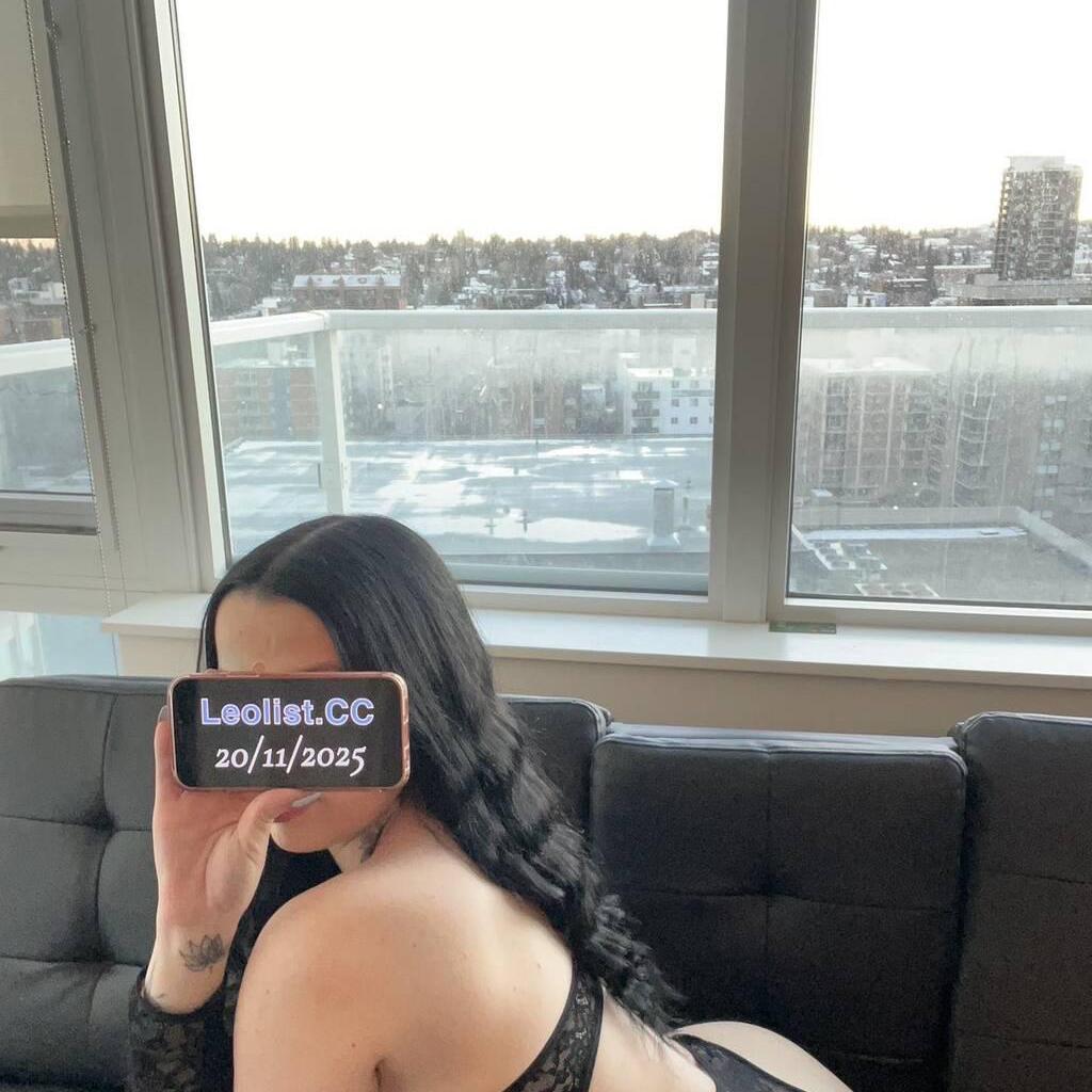 
                        Ashley
                     is Female Escorts. | Vancouver | British Columbia | Canada | canadapleasure.com 