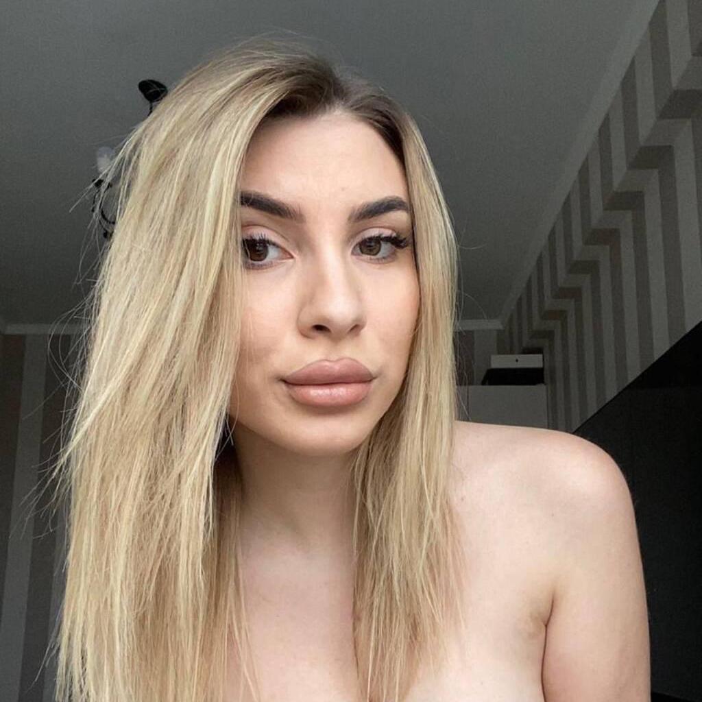 
                        Mercy
                     is Female Escorts. | Owen Sound | Ontario | Canada | canadapleasure.com 