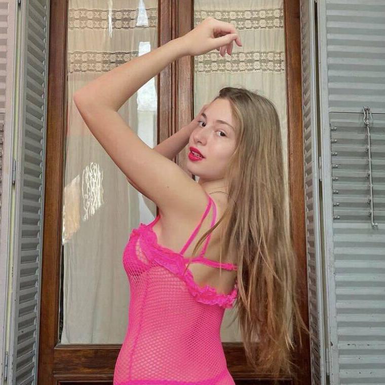 
                        Helena
                     is Female Escorts. | Sherbrooke | Quebec | Canada | canadapleasure.com 