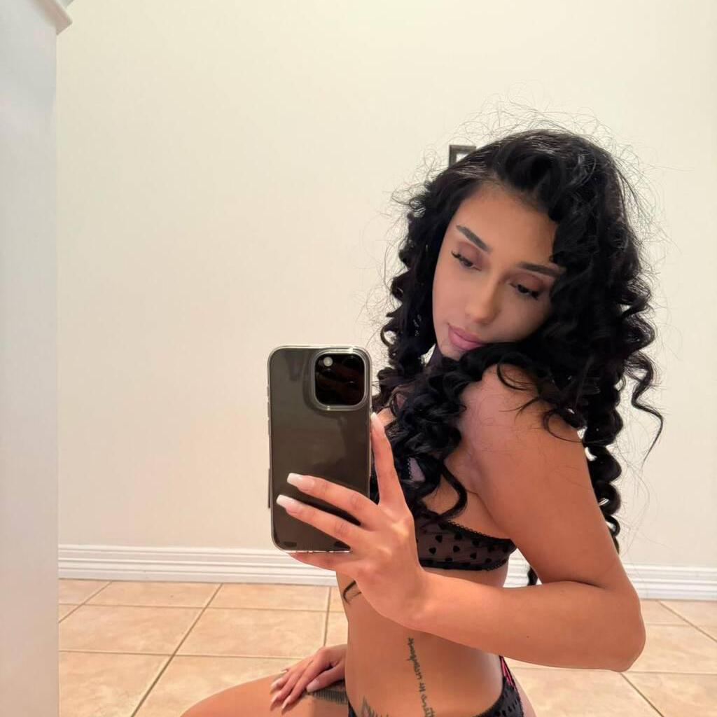 
                        Lili
                     is Female Escorts. | Trois Rivieres | Quebec | Canada | canadapleasure.com 