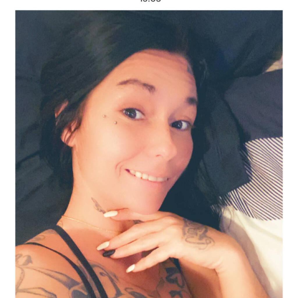 
                        Chloé
                     is Female Escorts. | Niagara | Ontario | Canada | canadapleasure.com 