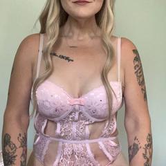 
                        Peyton
                     is Female Escorts. | Peace River Country | British Columbia | Canada | canadapleasure.com 