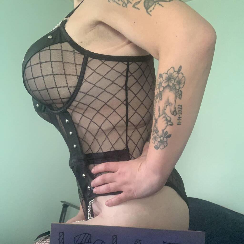 
                        Peyton
                     is Female Escorts. | Peace River Country | British Columbia | Canada | canadapleasure.com 