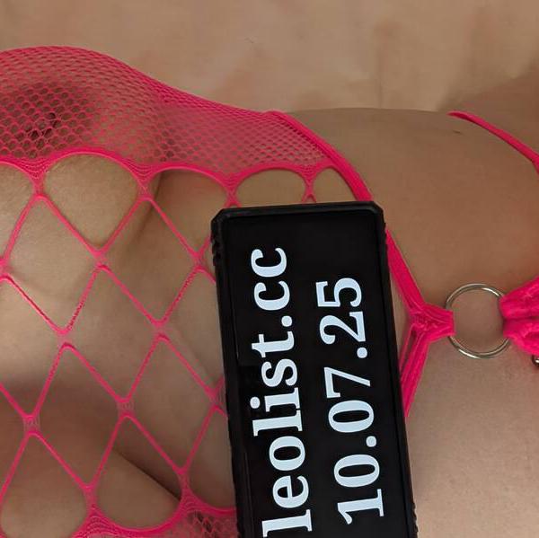 
                        Gemini
                     is Female Escorts. | Edmonton | Alberta | Canada | canadapleasure.com 