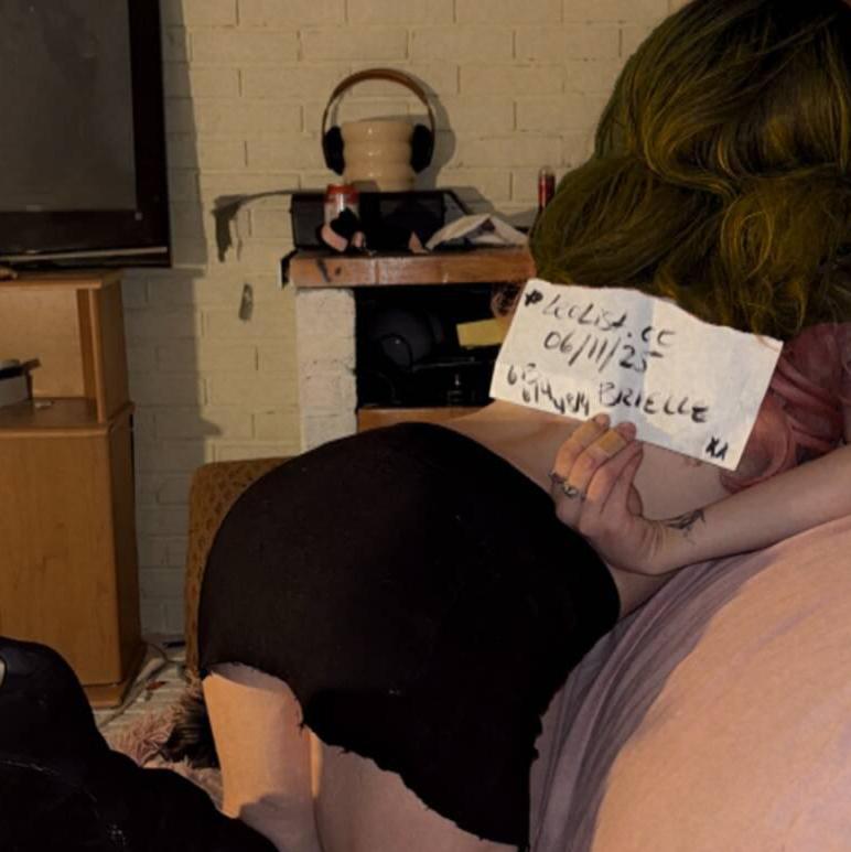 
                        Brielle
                     is Female Escorts. | Fredericton | New Brunswick | Canada | canadapleasure.com 