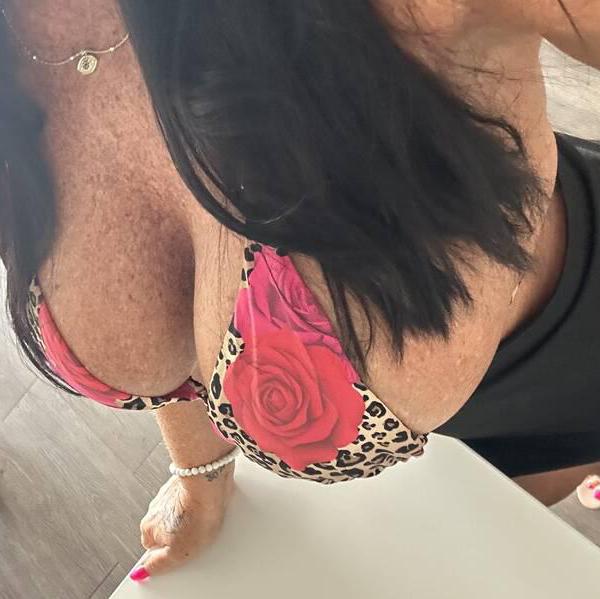 
                        PAMY
                     is Female Escorts. | Montreal | Quebec | Canada | canadapleasure.com 