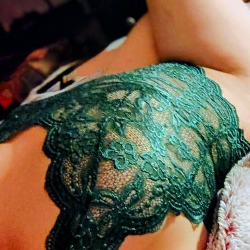 
                        Ice Queen
                     is Female Escorts. | Kelowna | British Columbia | Canada | canadapleasure.com 