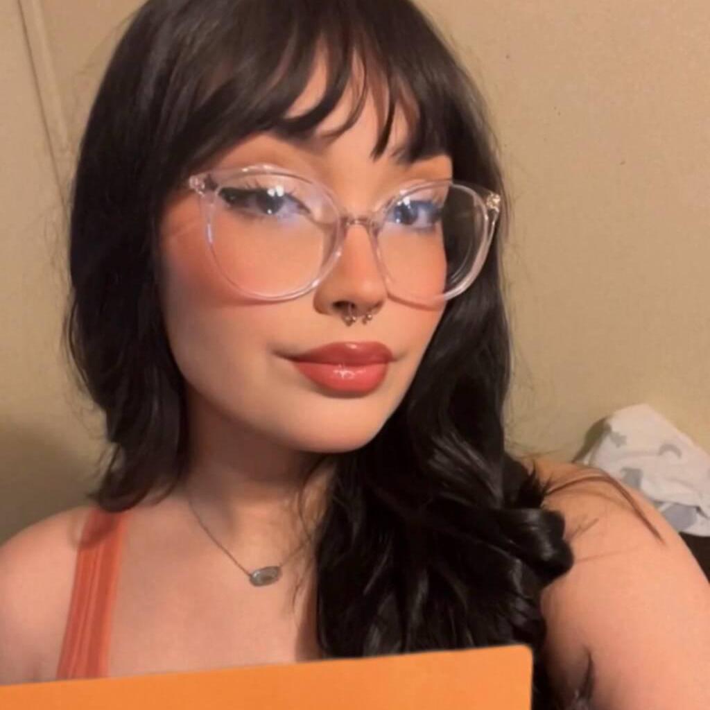 
                        Alycia
                     is Female Escorts. | Fredericton | New Brunswick | Canada | canadapleasure.com 