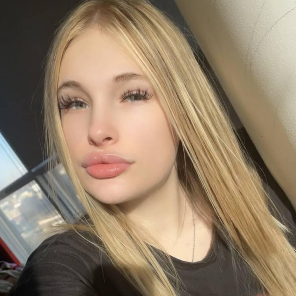 
                        Amber Sykes
                     is Female Escorts. | Barrie | Ontario | Canada | canadapleasure.com 